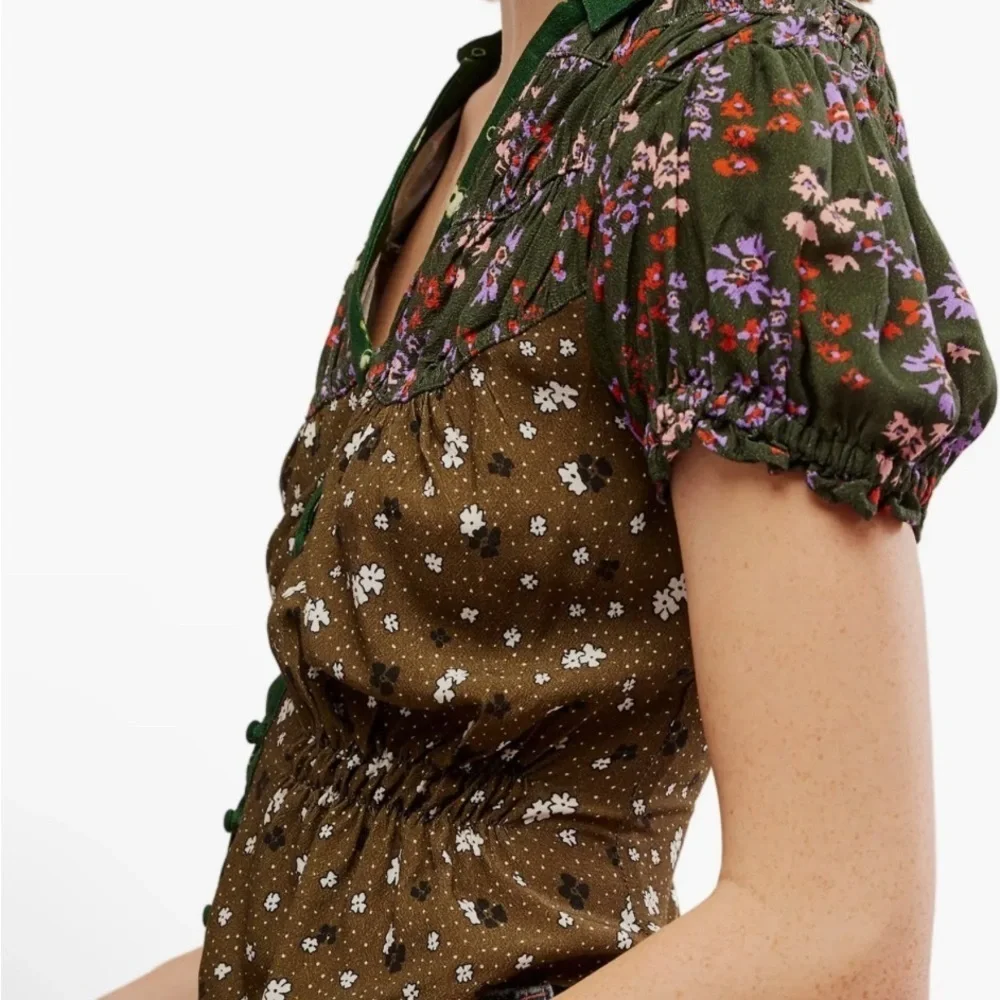 Free People details care